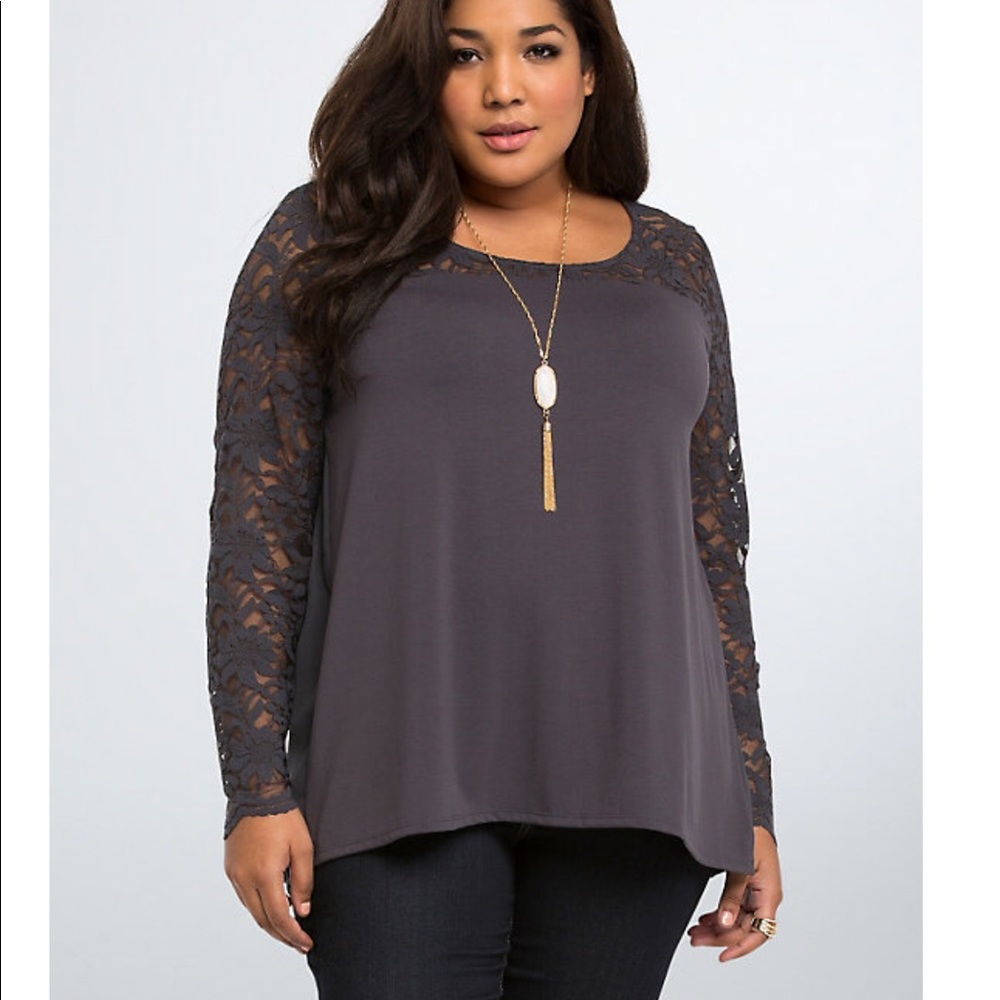 Torrid lace inset sweetheart top